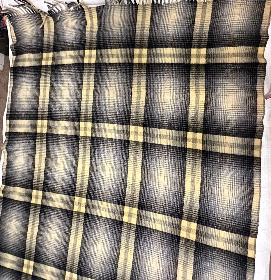 Vintage Jose Martinez Reinas la Aurora 100% Virgin Wool blanket 84” x 107” Blue - Image 4 of 4