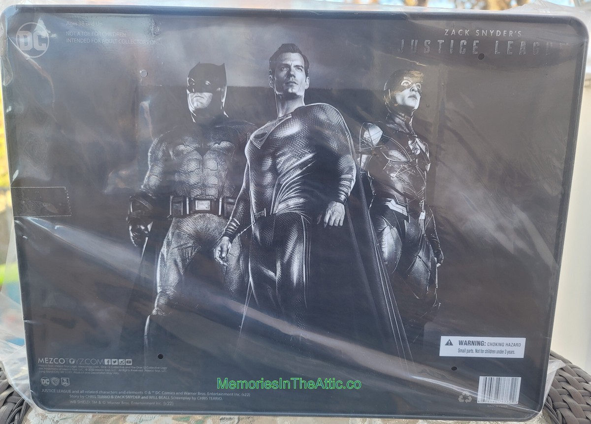 *Read* Mezco One:12 Zack Snyder Justice League Superman Batman Flash  Steel Tin