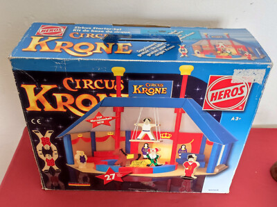 Circus Krone Zirkus Krone Kinderzirkus Heros Zirkus Starter-Set aus Holz.