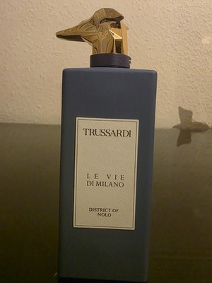Trussardi Le Vie de Milano District of Nolo Eau de Parfum Spray 100 ml - 3,4 ...