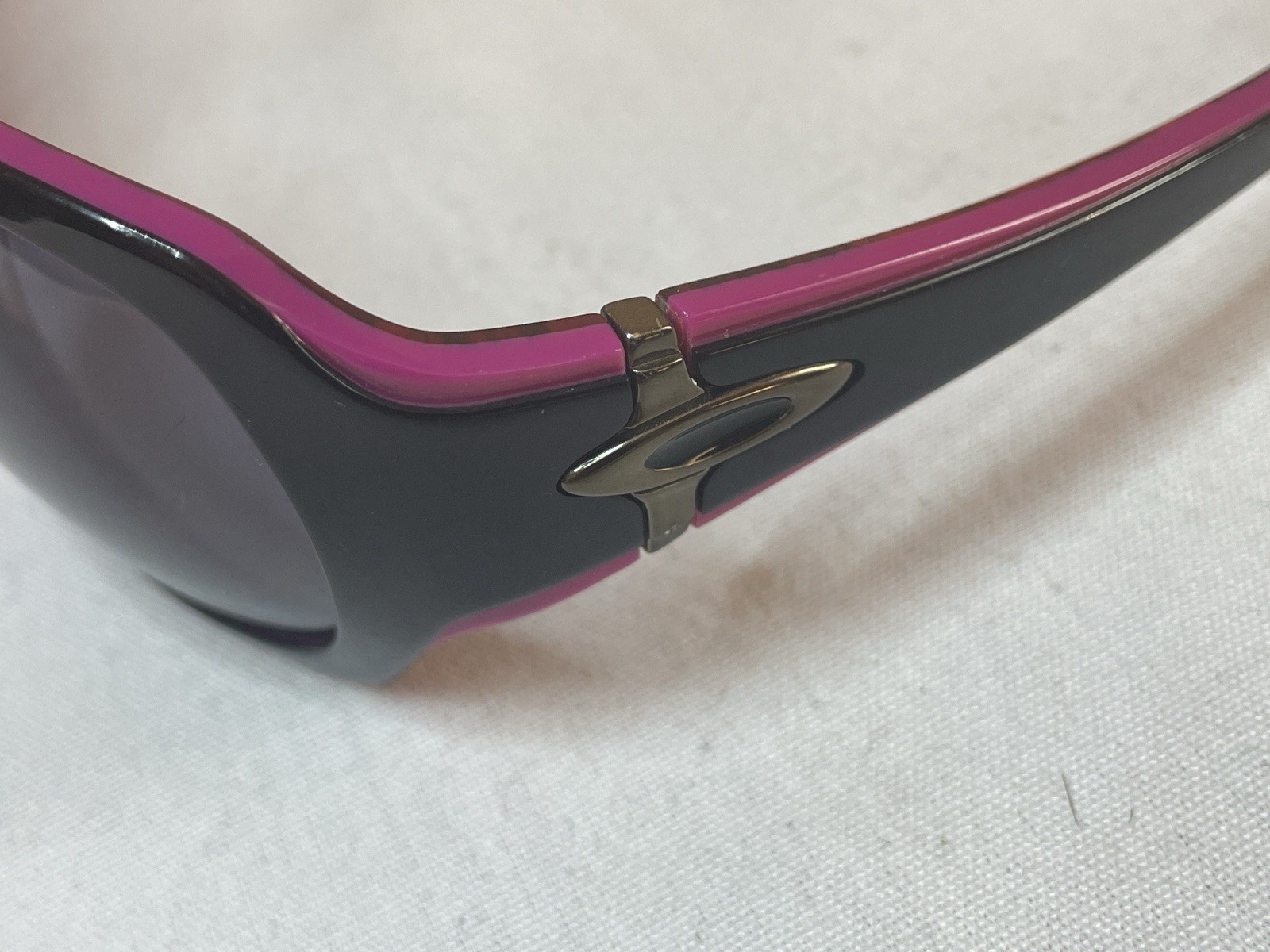 Oakley 05-960 Script Black/Cherry  Frame With Blu… - image 9