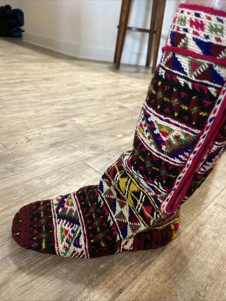 Mocasines largos unisex vintage tejidos a mano MukLuks suela de cuero ganchillo Foto 4 de 4