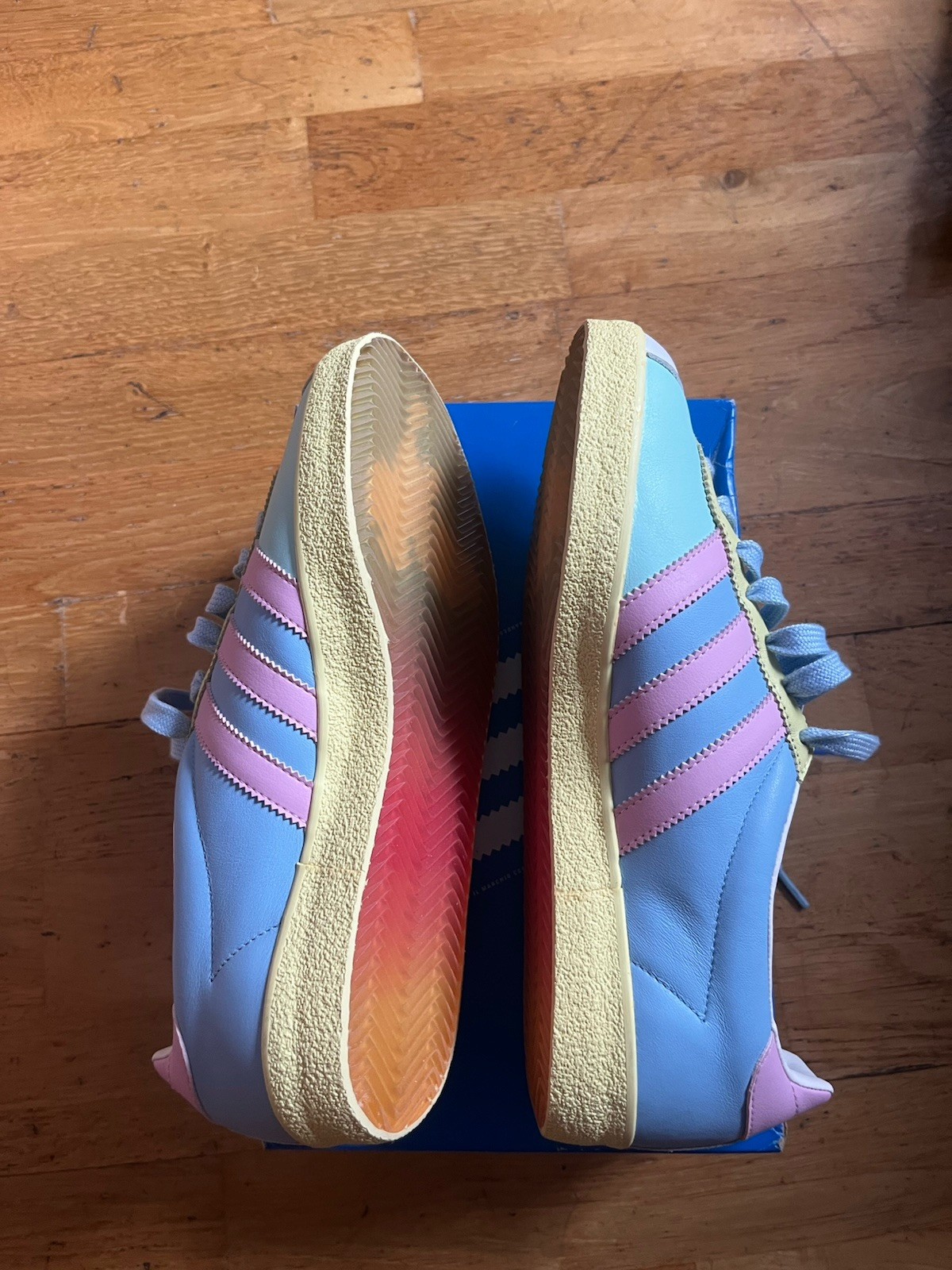 Adidas Originals training 72 Easter Olympic Trainers Uk7 Us7.5 Rare image 4