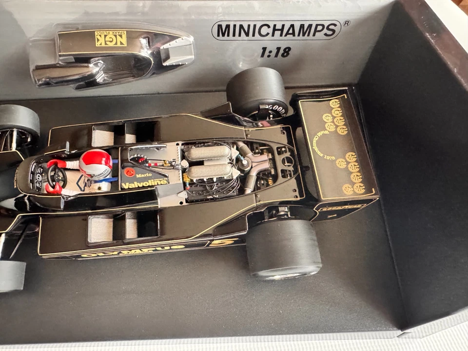 F1 Lotus Ford 79 Mario Andretti world champion 1978 Minichamps 1/18 - Photo 4/4