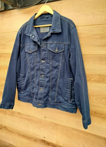Reworked vintage denim jacket with Deadpool on back Size XL - Picture 7 of 7
