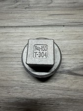 1-1/4 150 T-304 Stainless Steel Square Head Plug