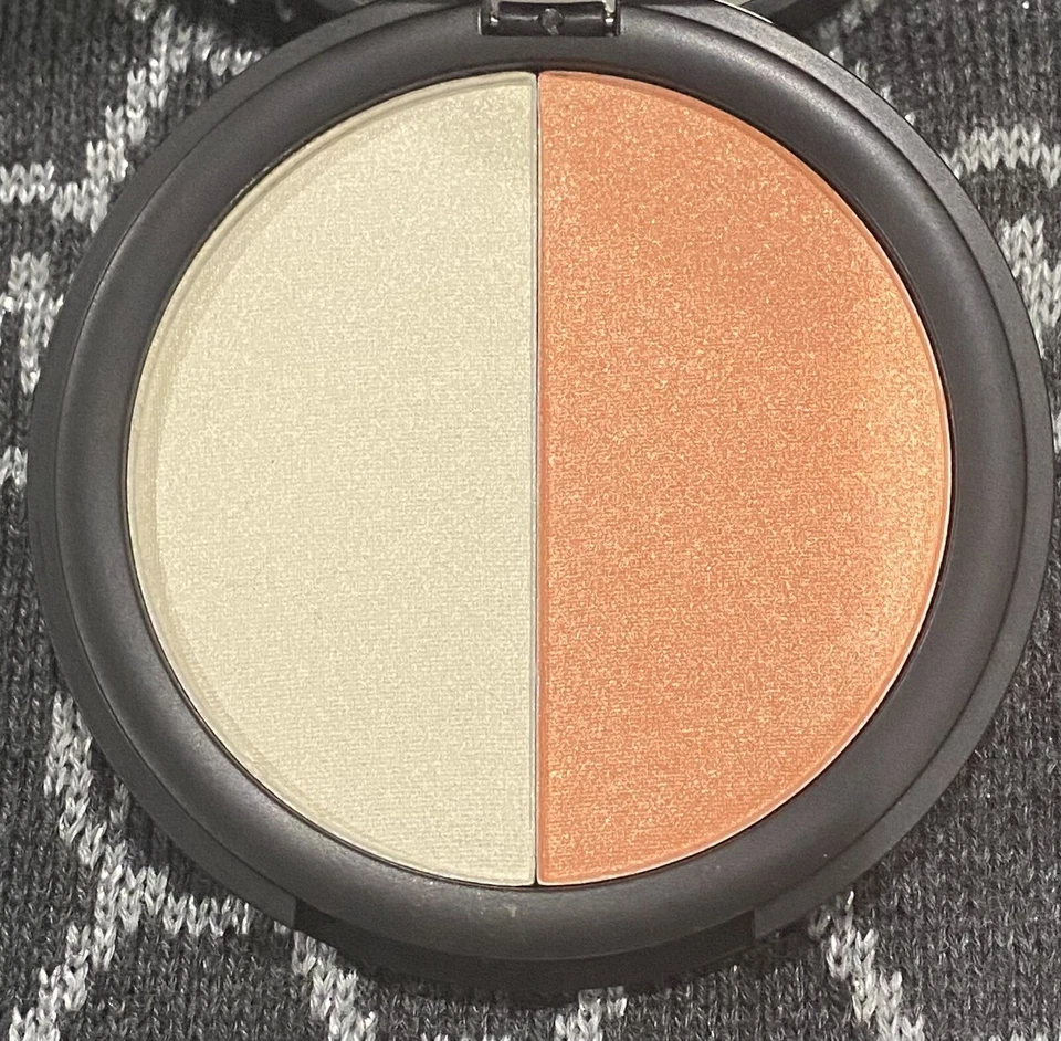 BNIB e.l.f. Highlighting Holographic Duo Siren’s Call - Image 2 of 4