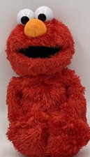 2018 Hasbro Sesame Street Love to Hug Elmo Plushtoy - Sings in English  Spanish