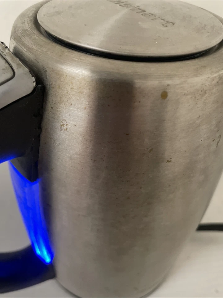 Hervidor de agua eléctrico inalámbrico Cuisinart PerfecTemp CPK-17P1 Foto 3 de 4