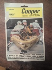 BRAND NEW OLD STOCK IN PACKAGING VINTAGE COOPER Canada HOCKEY MOUTH GUARD