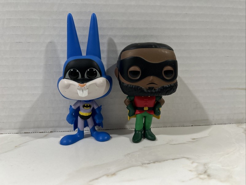 Funko Pop! Movies Space Jam a New Legacy Lot Of 2 Buggs LeBron BATMAN AND ROBIN