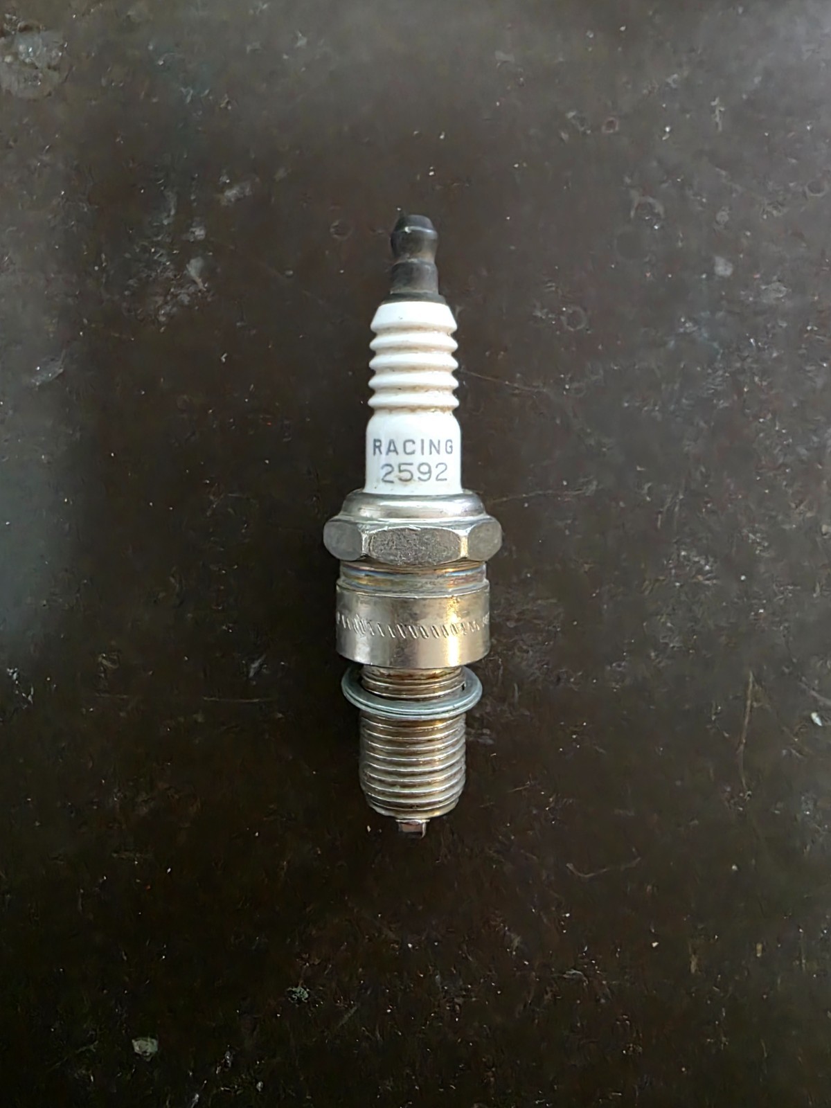 Autolite spark plug 2592 NEW