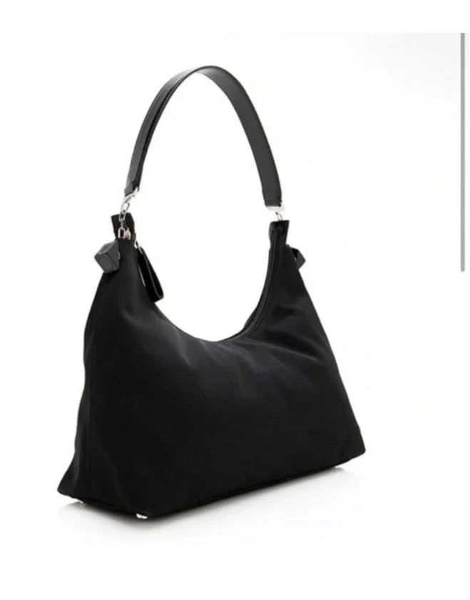 Bolsa de ombro de náilon vintage Salvatore Ferragamo média Gancini Hobo - Imagem 3 de 4