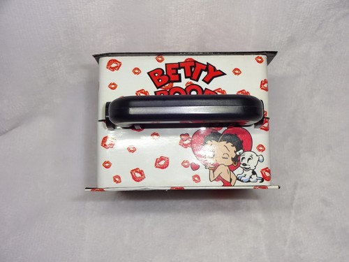 2006 King Features Syndicate Betty Boop Uhr Dangle Kiss Charm. Ein Stein fehlt - Bild 14 von 20