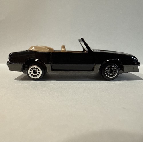 Zylmex/motormax 87 Mustang Convertible Black With Tan Interior D105 - Picture 5 of 9