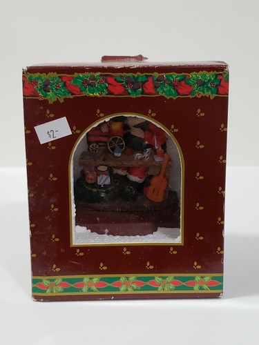 Santa Polyresin Stocking Hanger Collection Season's Greetings Christmas 4 1/4" - Picture 8 of 10