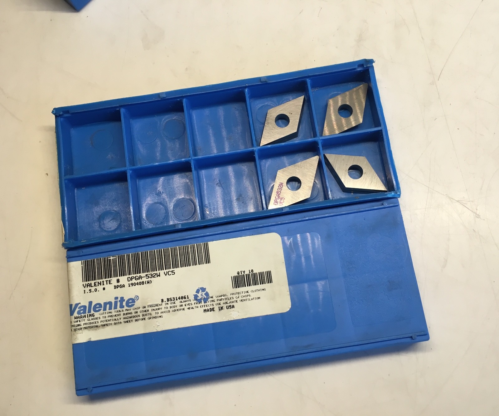Valenite Carbide Inserts - DPGA-532W VC5 - Qty. 4 - NEW in BOX | eBay