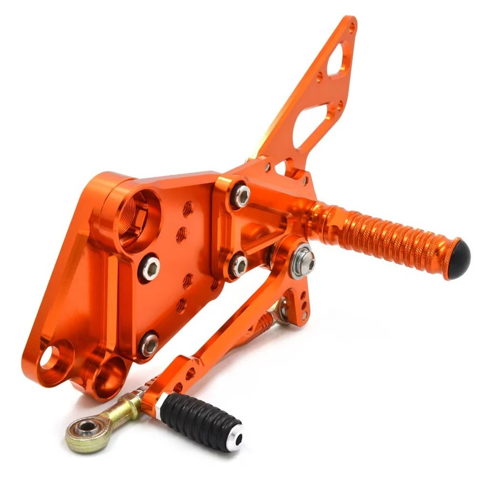 For KTM Duke125/200/250/390 13-16 Adjustable Rearset Footrest Rear Sets Footpegs - Image 4 of 4