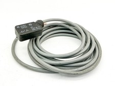 New Bosch 0-830-100-352 Proximity Switch 20W 240V 32VA 2 Wire - No Box