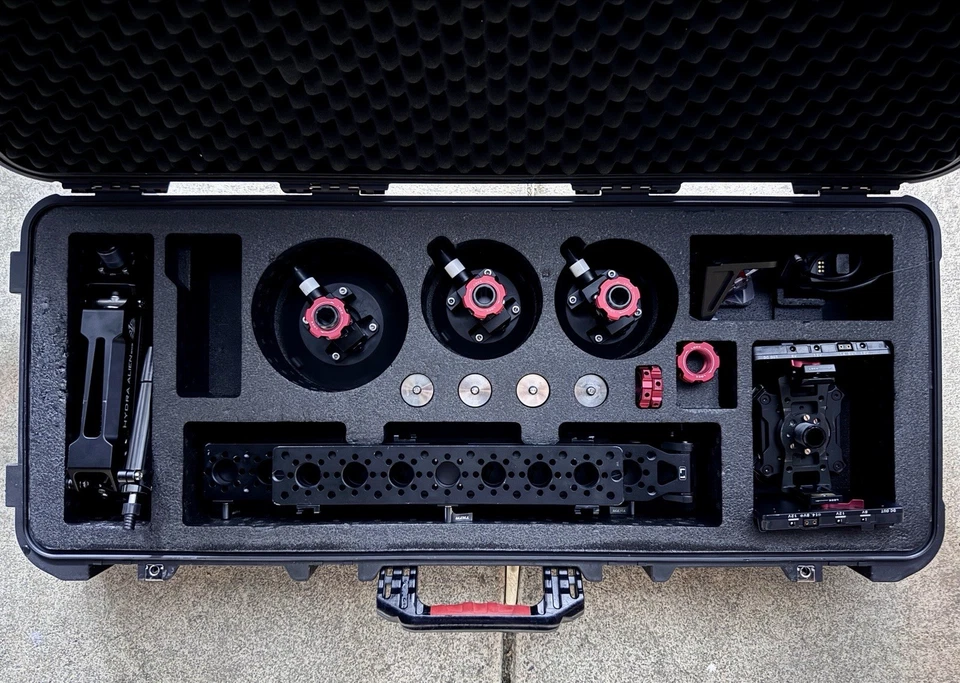 Sistema de montaje para coche Tilta Hydra Alien (montaje en V) Foto 2 de 4