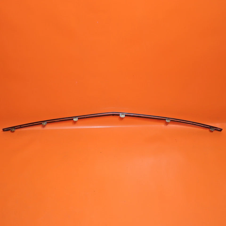 Moldura de capô Cadillac SRX 2004 2005 2006 2007 2008 2009 25844085 FABRICANTE DE EQUIPAMENTO ORIGINAL - Imagem 4 de 4