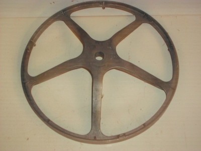 Bosch WFL 1200 5500000147 Riemenscheibe Trommel gebraucht Waschmaschine