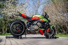 2023 Ducati Superbike 