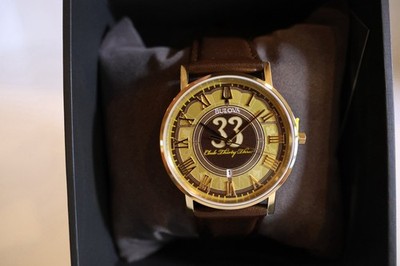 Walt Disney World Club 33 Bulova Automatic Men's Dress Watch 42mm