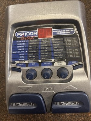 Digitech RP100 modeling guitar foot pedal processor Requires Batteries (6AA)