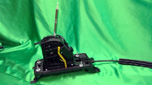 ⭐⭐Genuine OEM 18-22 Tiguan Automatic Transmission Shift Lever 5QH713025AG⭐⭐ - Picture 1 of 9