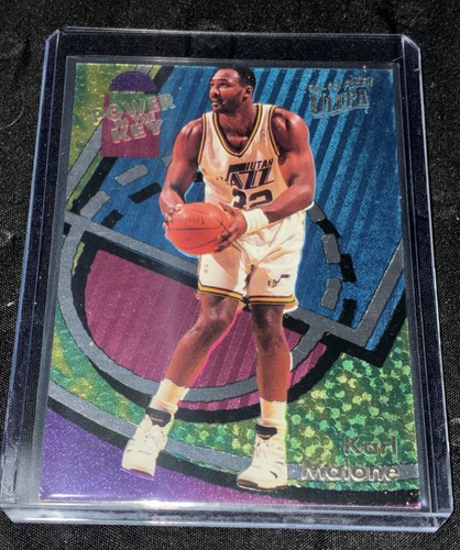 Karl Malone #3 1993 Ultra Power in the Key card