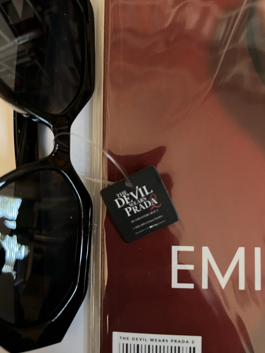 2026 MINT The Devil Wears Prada 2 Movie Runway MAY Magazine And