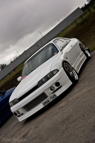 Nissan Skyline R33 Series EXP Style Side Skirts - Picture 4 of 5