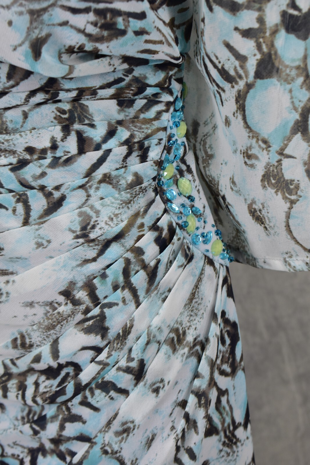 ZEILA Size 18 Designer Dress and Fascinator Mother of the Bride Wedding