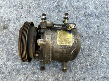 1989-1990 Nissan 240sx S13 OEM AC Compressor KA24E SOHC Single Cam Parts Only