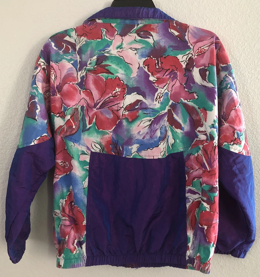 Chaqueta cortavientos vintage años 90 BODY WRAPPERS nailon floral púrpura pequeña Foto 2 de 4