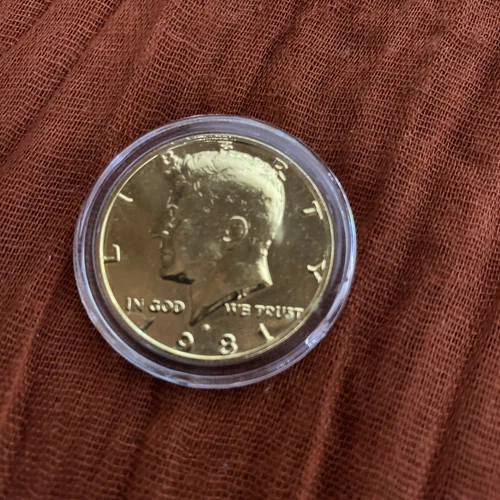 1981 24k GOLD PLATED KENNEDY HALF DOLLAR 1960-1985 25 YEARS