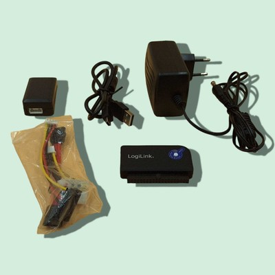 LogiLink AU0006D IDE/SATA Adapter (USB 2.0 auf 6,4 cm (2,5 Zoll)/8,9 cm 3,5 Zol
