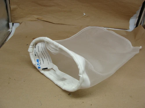 LOT OF 6 EATON PMO-600-P01O-H-50M NYLON MESH FILTER BAGS F3AB00174 53040228