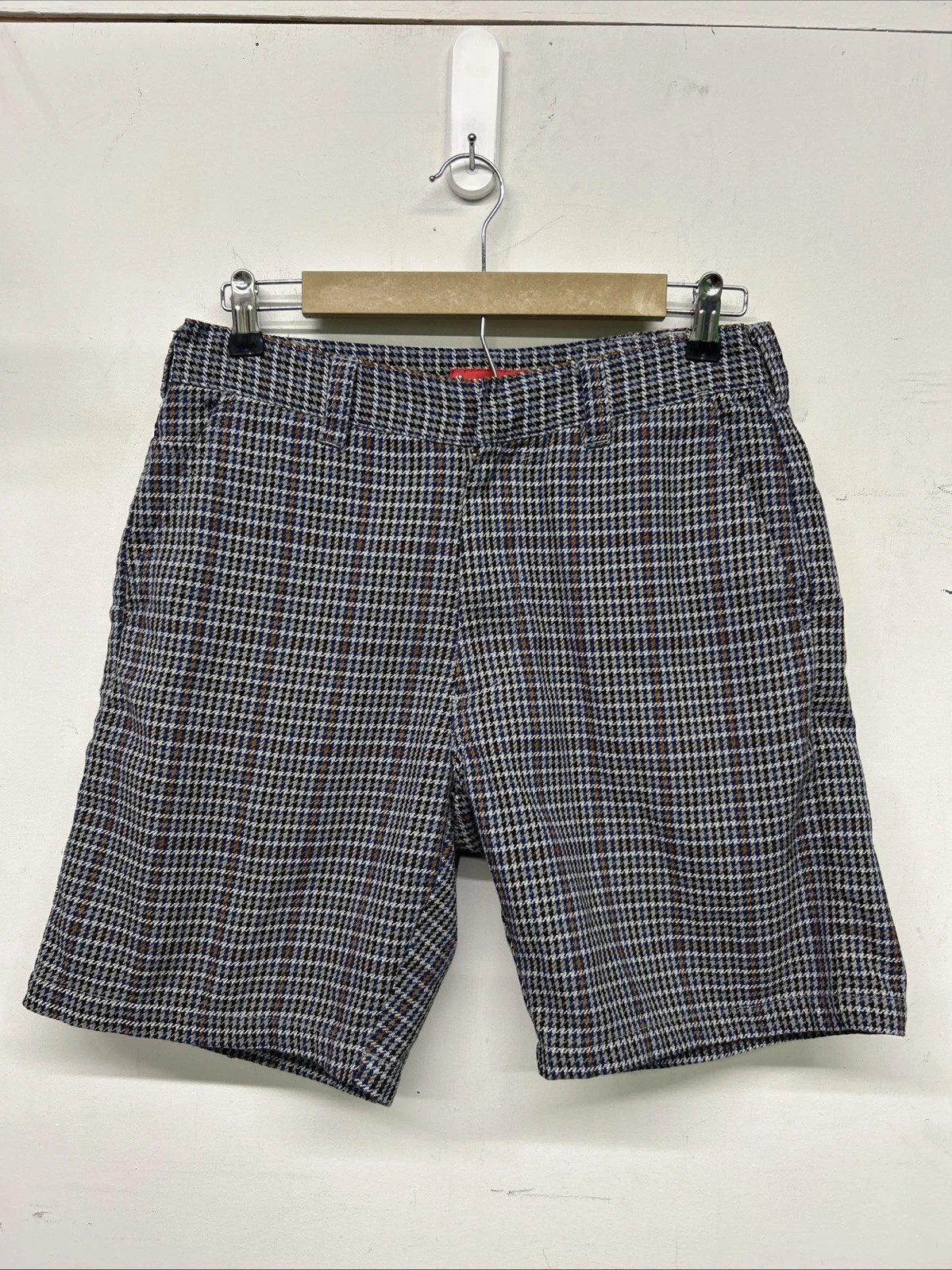 Short Supreme à carreaux pied de poule gris 2018