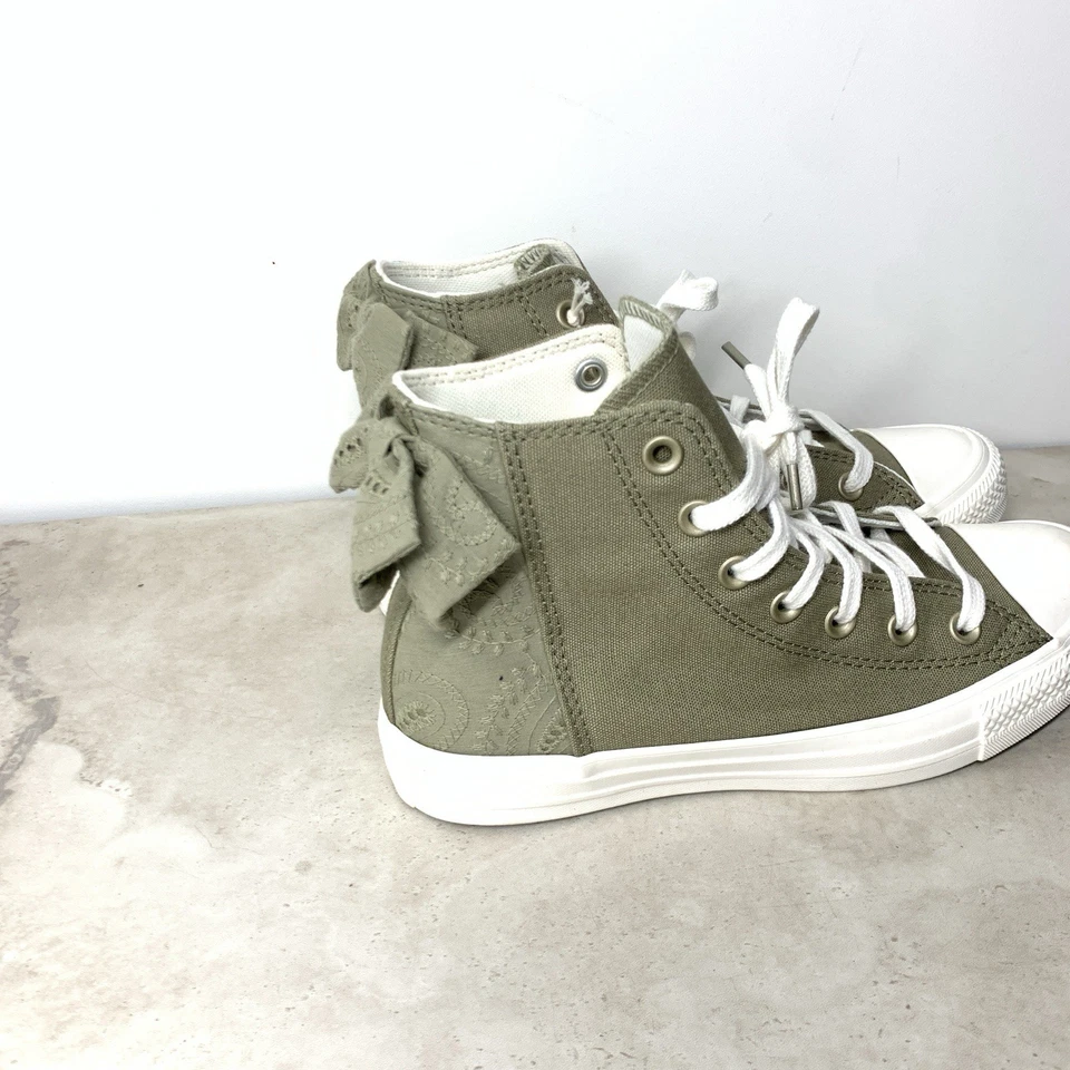 Zapatillas deportivas Converse para mujer talla 8 zapatos tops altos verde lazo todas las estrellas puntera Foto 2 de 4