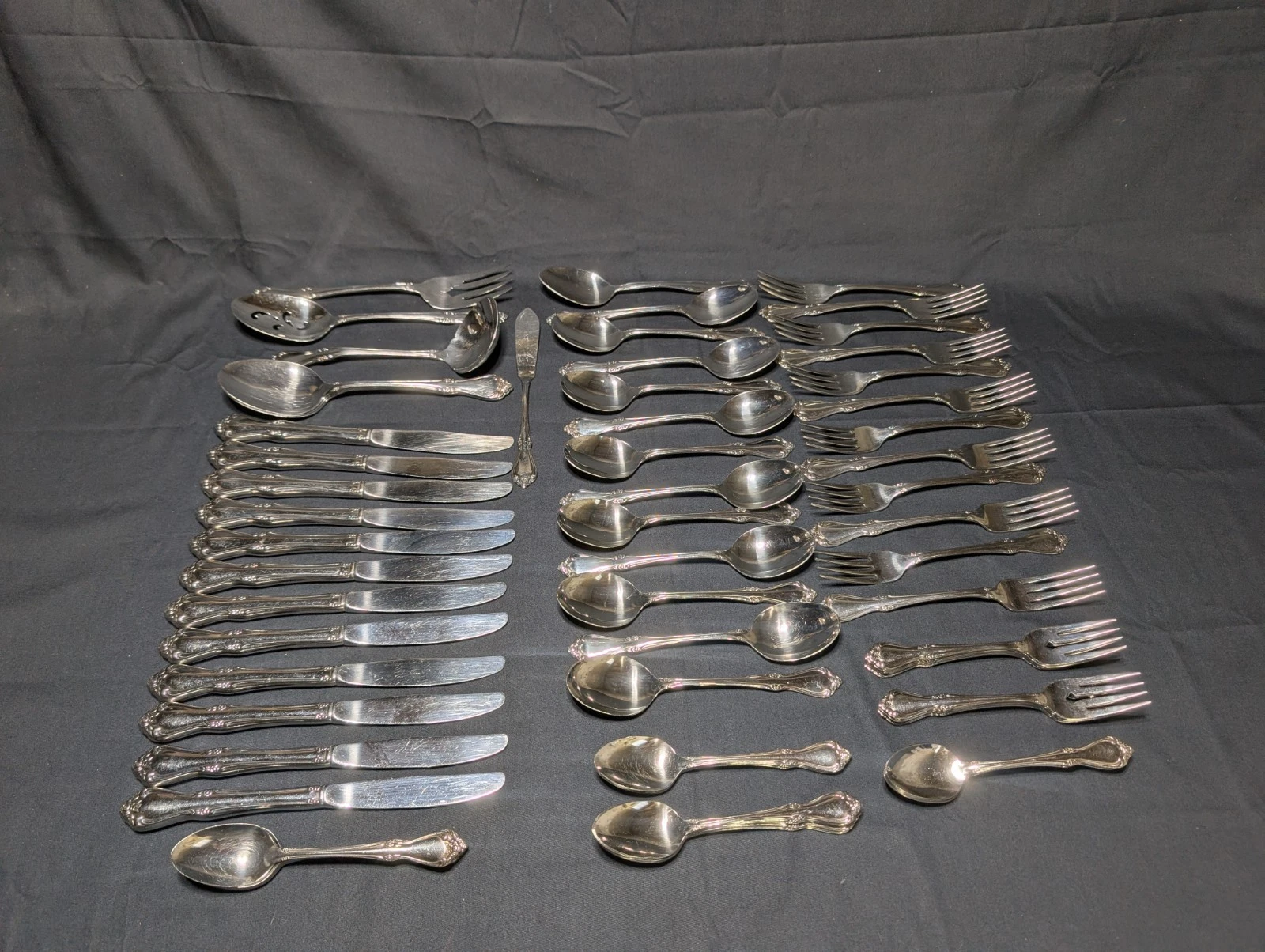 Oneida SSS CELEBRITY Stainless Flatware 75 Pc Set