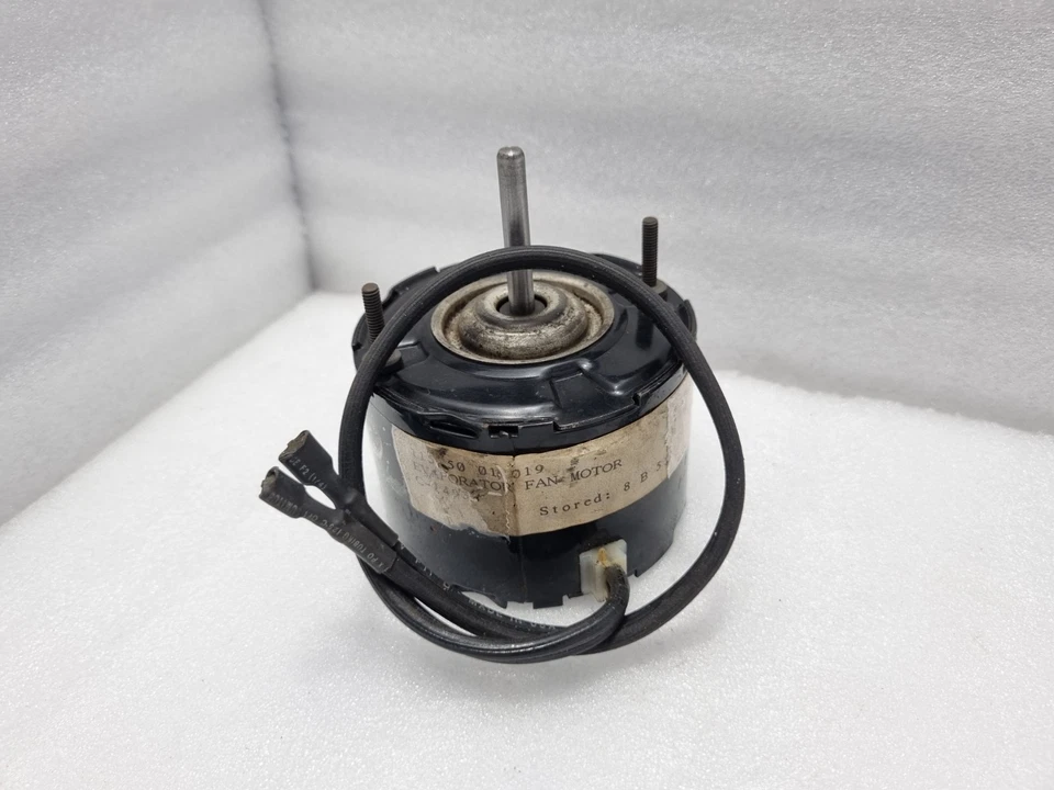 MagneTek 40E 77813R MOD. JA2M064R# Motor 115V 60Hz .37A 1550 RPM 1/125HP - Image 4 of 4