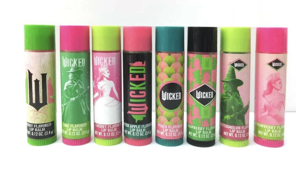 Pacote com 8 bálsamos labiais aromatizados Wicked Movie sabores variados novos - Imagem 4 de 4