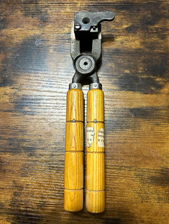 Lyman .610 Round Ball Bullet Mold 1 Cavity w/ Handles Model 610 AV MPN 181