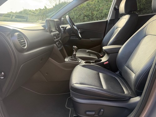2018 Hyundai KONA 1.0T GDi Blue Drive Premium SE 5dr HATCHBACK Petrol Manual - Picture 10 of 19