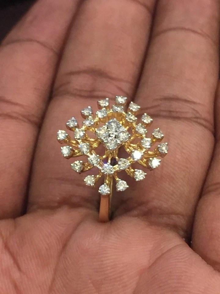 0,98 Cts Ronde Brillante Naturel Diamants Fiançailles Cluster Bague 18K Or jaune - Photo 3/4