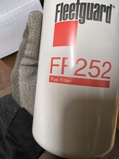 FF252	fleetguard fuel Filter