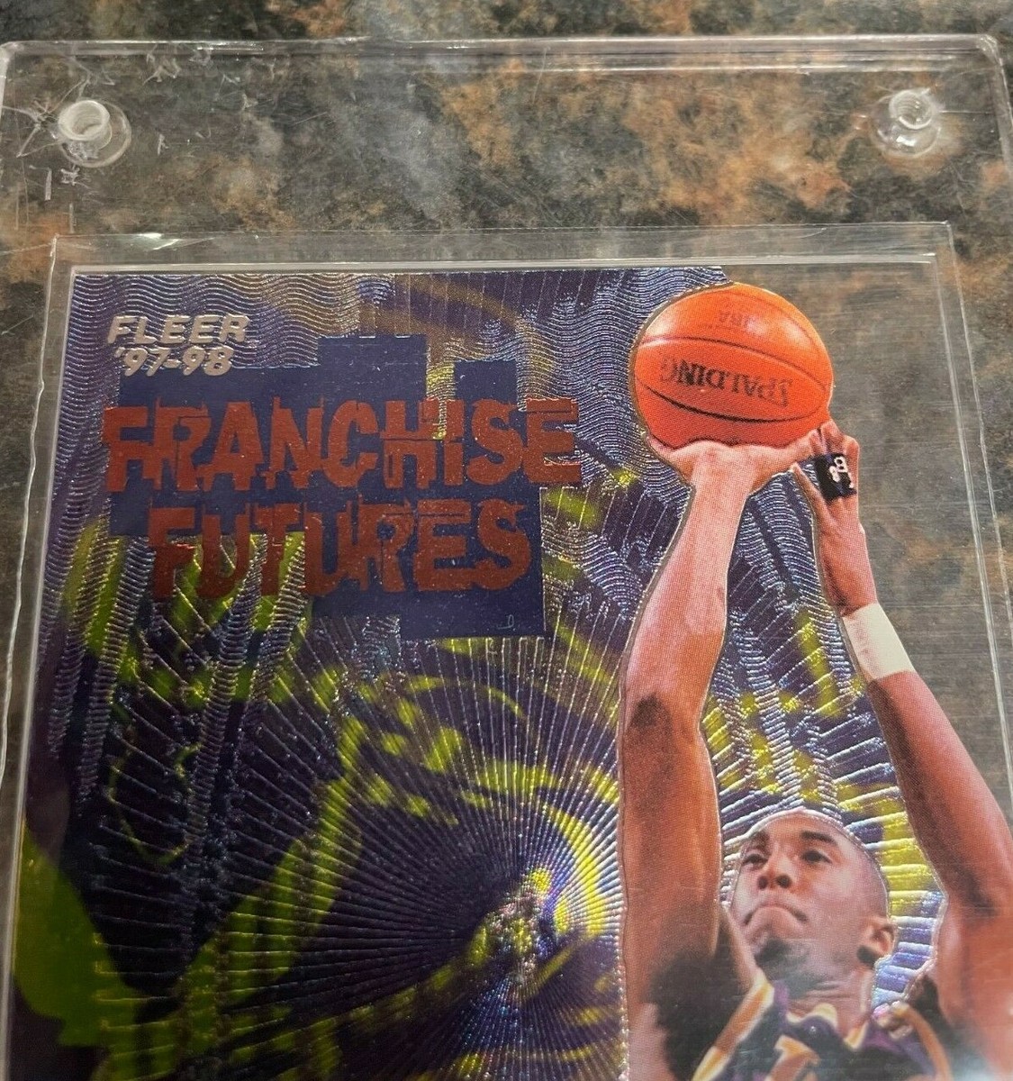 1997-98 Fleer Kobe Bryant # 3 Franchise Futures Die-Cut Card 1997-98 Fleer Kobe Bryant # 3 Franchise Futures Die-Cut Card