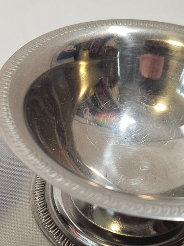 Volrath Stainless Steel Dessert Bowls With Textured Trim - Set of 4 Japan - Imagen 7 de 10